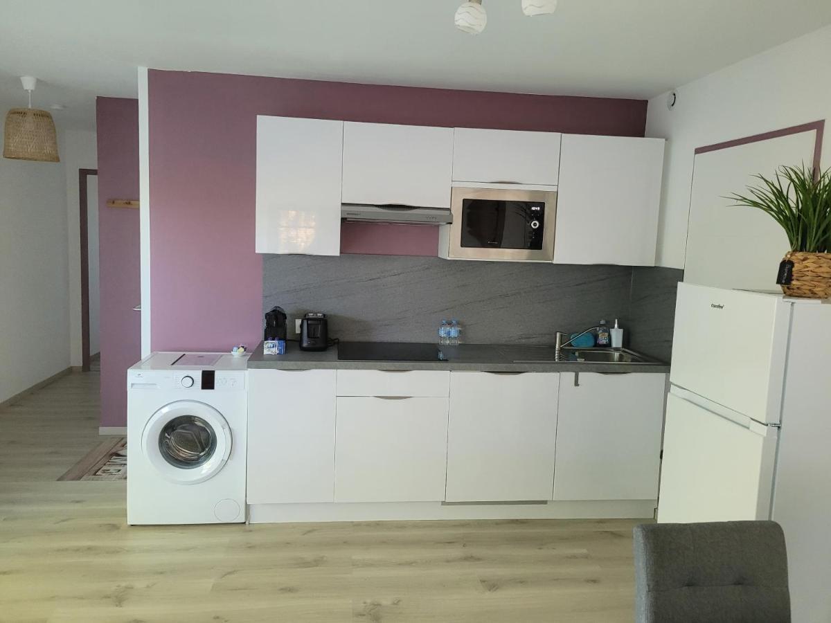 Appartement Tout Equipe En Rez-De-Jardin Entre Gard Et Ardeche Saint-Julien-de-Peyrolas Εξωτερικό φωτογραφία
