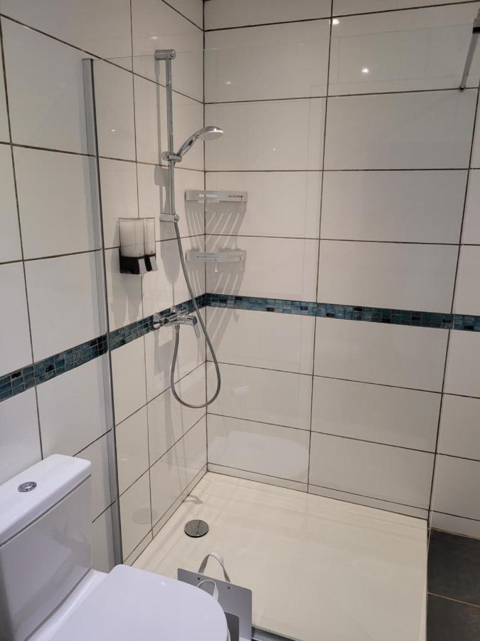 Appartement Tout Equipe En Rez-De-Jardin Entre Gard Et Ardeche Saint-Julien-de-Peyrolas Εξωτερικό φωτογραφία