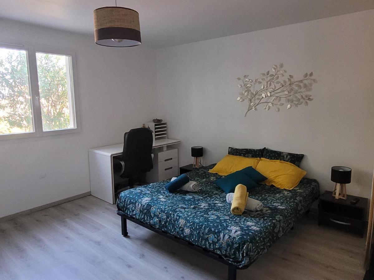 Appartement Tout Equipe En Rez-De-Jardin Entre Gard Et Ardeche Saint-Julien-de-Peyrolas Εξωτερικό φωτογραφία
