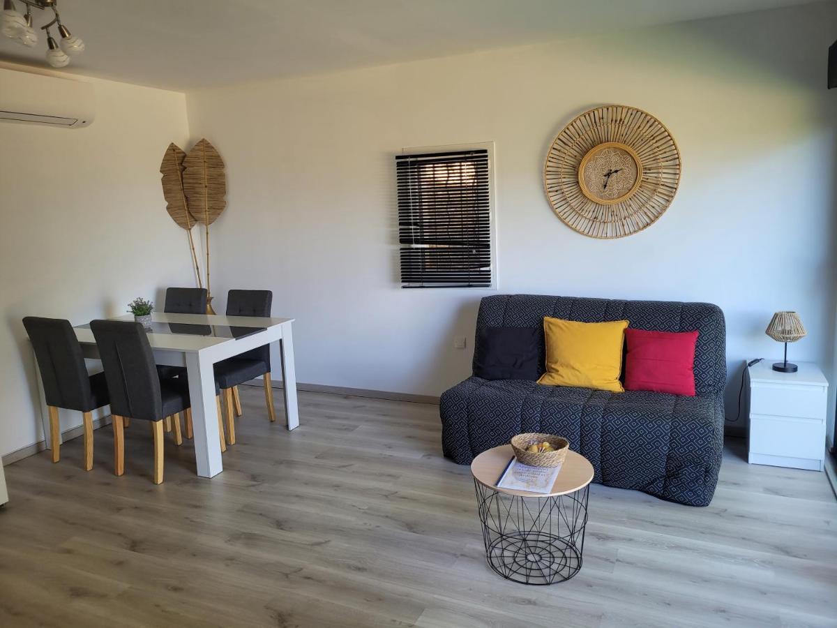 Appartement Tout Equipe En Rez-De-Jardin Entre Gard Et Ardeche Saint-Julien-de-Peyrolas Εξωτερικό φωτογραφία